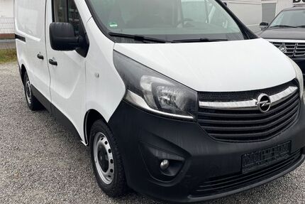 Opel Vivaro 151.554 km 8.950 &euro; Berlin 12099