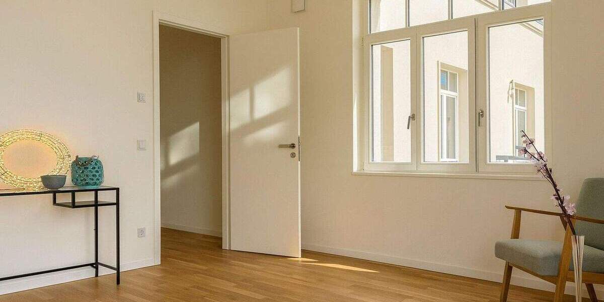 Stilvolle, helle 2-Zimmer-Wohnung mit Balkon und Ausblick 2 zimmer