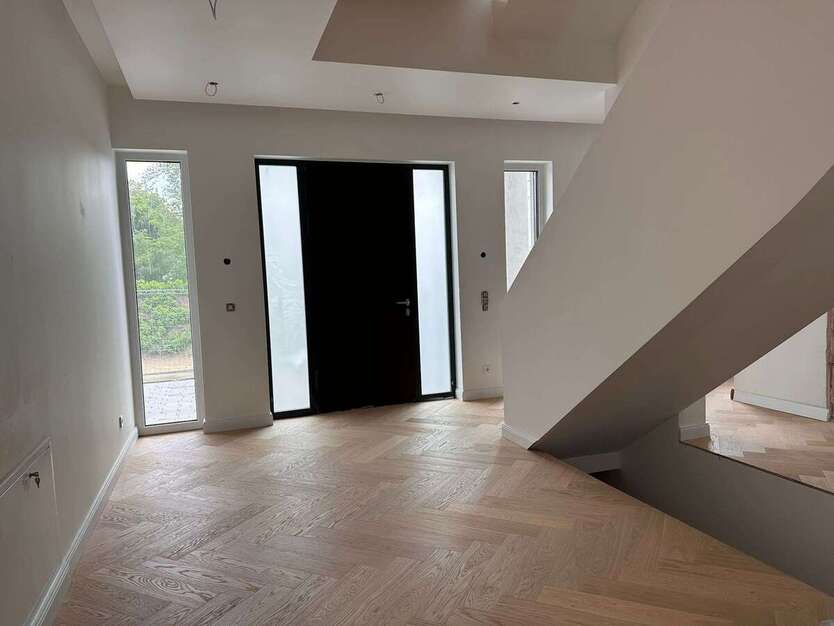 Haus zum Mieten in Potsdam 9.000 € 550 m² 10 zimmer