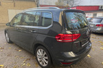 VW Touran Highline Navi RFK AHK LED 1.Hand 60.451 km 19.999 &euro; Berlin 10247