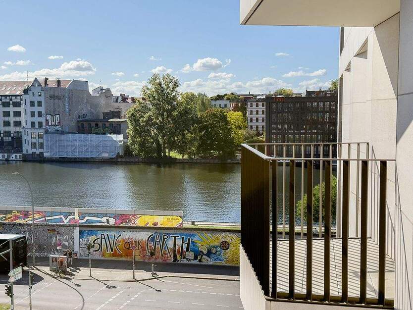 Urbanes Wohnen vis-à-vis der Spree - direkt an der East Side Gallery 2 zimmer