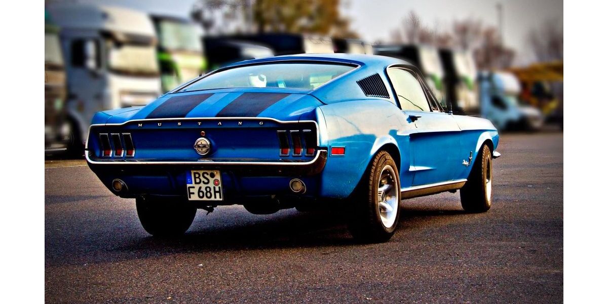 Ford Mustang 999.999 km 54.968 &euro; Berlin 10629