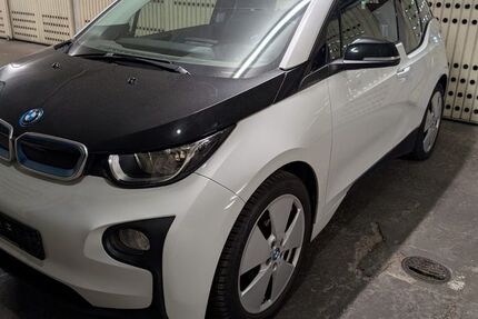 BMW i3 87.908 km 8.999 € Berlin 12107