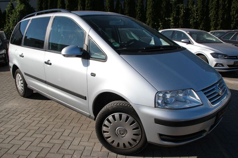 VW Sharan 166.378 km 3.490 € Falkensee 14612