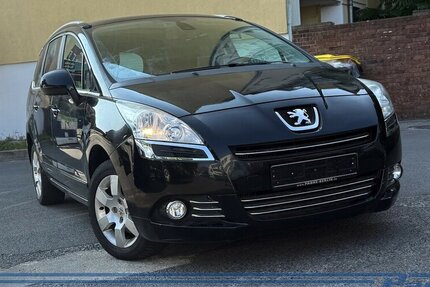 Peugeot 5008 1.6 155 THP Family plus*7Sitz*HUD*Pano*NAV* 143.915 km 7.980 € Berlin 13187
