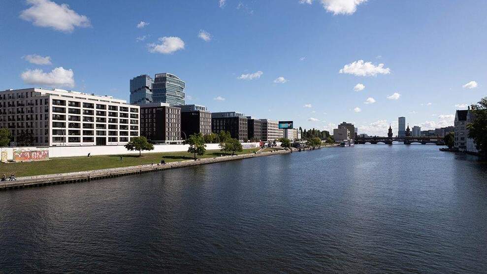 Urbanes Wohnen vis-à-vis der Spree - direkt an der East Side Gallery 2 zimmer