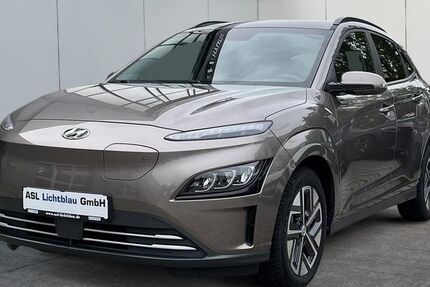 Hyundai KONA 18.135 km 28.990 € Potsdam 14469