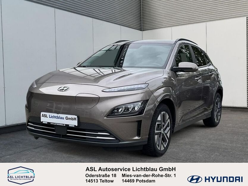 Hyundai KONA 18.135 km 28.990 € Potsdam 14469