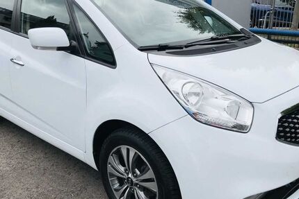Kia Venga 75.600 km 14.985 € Berlin 13127