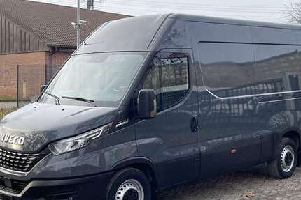 IVECO Daily 86.000 km 22.800 € Berlin 12681