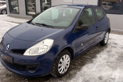 Renault Clio 76.372 km 3.499 &euro; Ludwigsfelde 14974