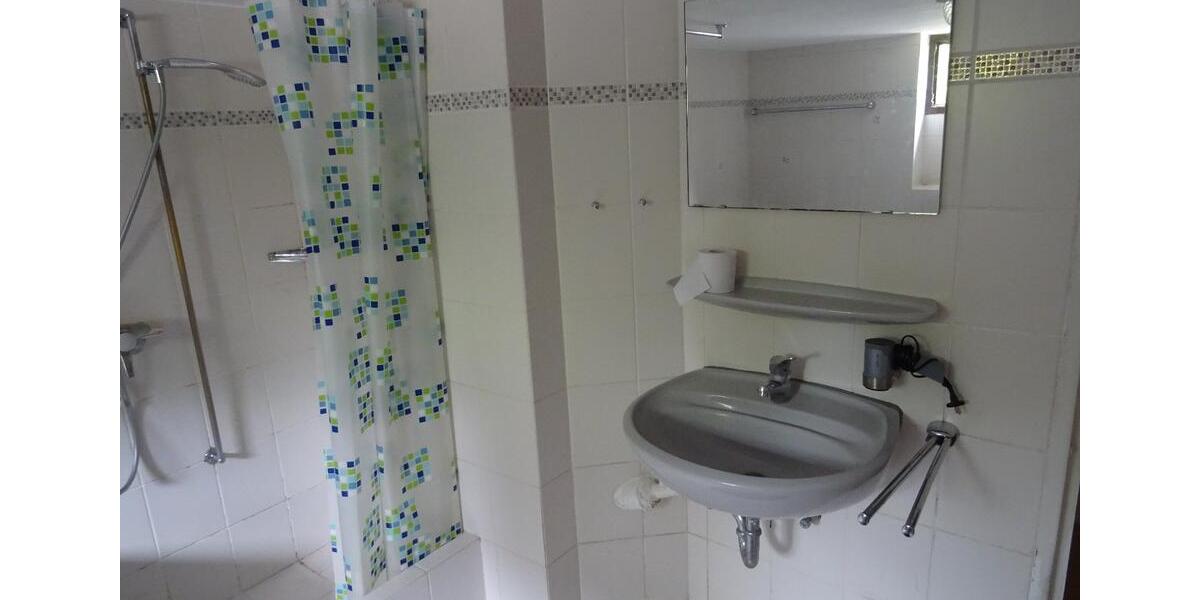 Doppelhaushälfte Berlin Charlottenburg-Wilmersdorf - 4 Zimmer, 110 m&sup2;, 1.200&euro; | Angebot:27718365