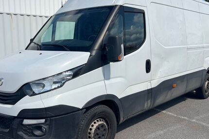 IVECO Andere 237.000 km 8.299 &euro; Berlin 12057