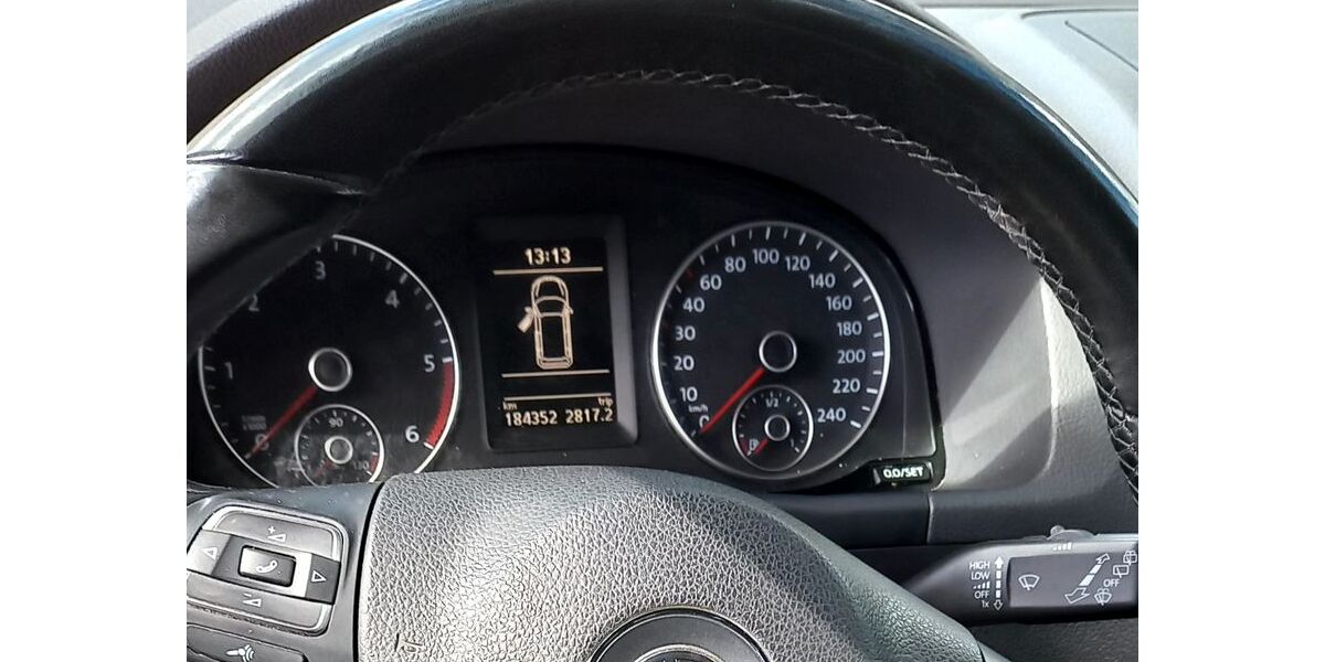 VW Touran 184.500 km 6.700 &euro; Berlin 14169