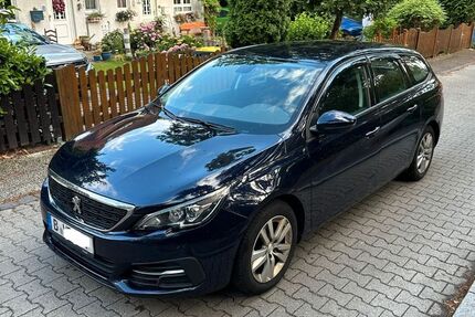 Peugeot 308 172.000 km 8.500 € Berlin 14089