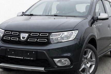 Dacia Logan 99.985 km 8.299 &euro; Berlin 13051
