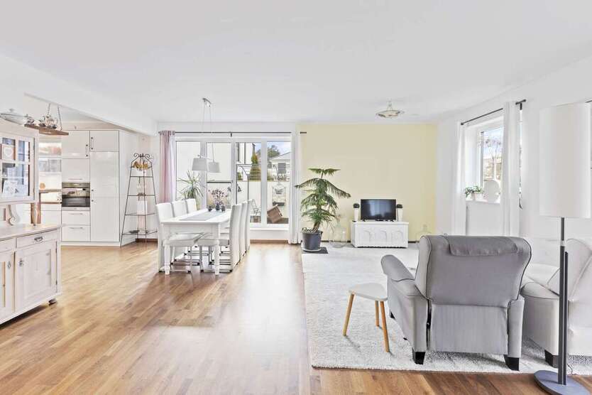 Haus zum Kaufen in Potsdam 799.000 € 190 m² 5 zimmer