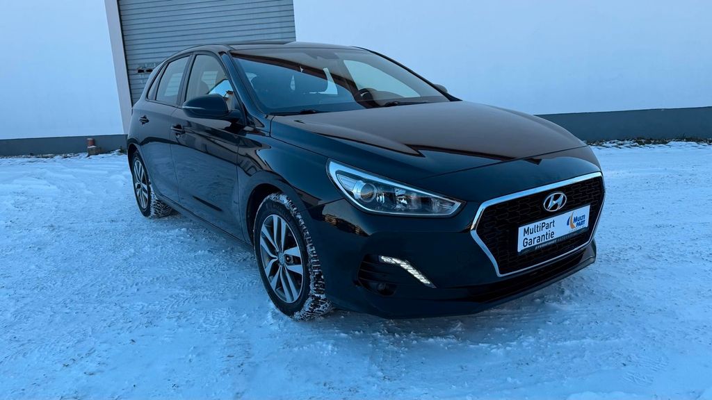 Hyundai i30 85.930 km 13.590 &euro; Berlin 13088