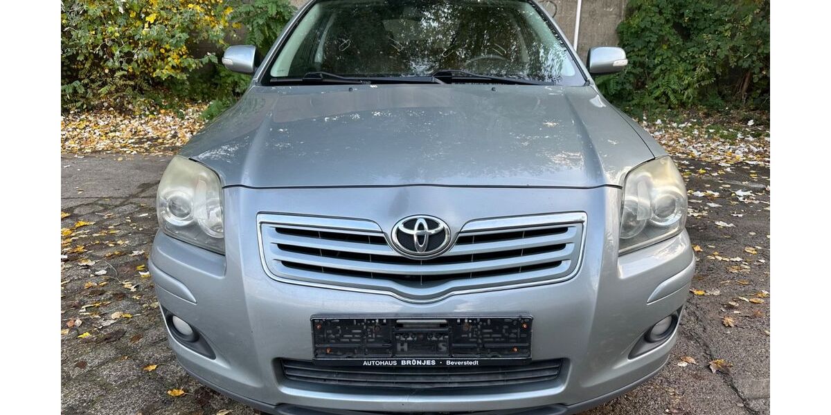 Toyota Avensis 300.000 km 2.700 &euro; Berlin 13053