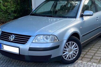 VW Passat 170.000 km 2.900 &euro; Berlin 12245