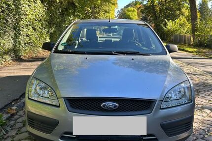 Ford Focus 151.628 km 2.490 &euro; Berlin 13127