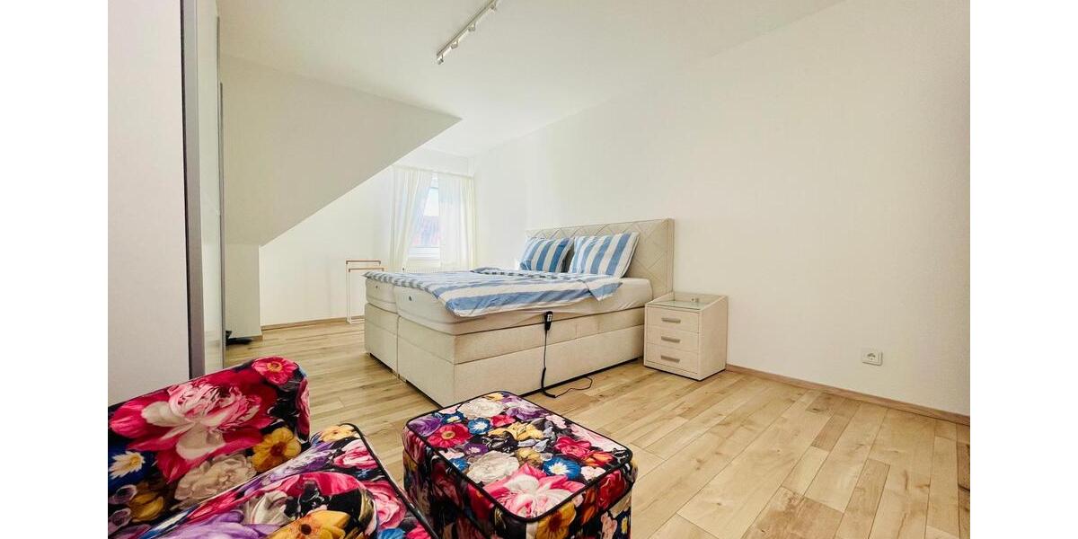 Dachgeschoßwohnung Berlin Reinickendorf - 3 Zimmer, 80 m&sup2;, 359.000&euro; | Angebot:26660621