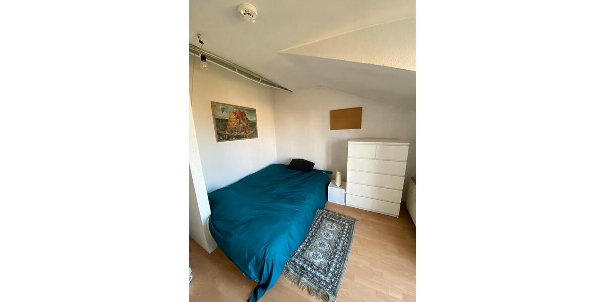 Einfamilienhaus Berlin Friedrichshain-Kreuzberg - 20 Zimmer, 69 m&sup2;, 650&euro; | Angebot:26234982