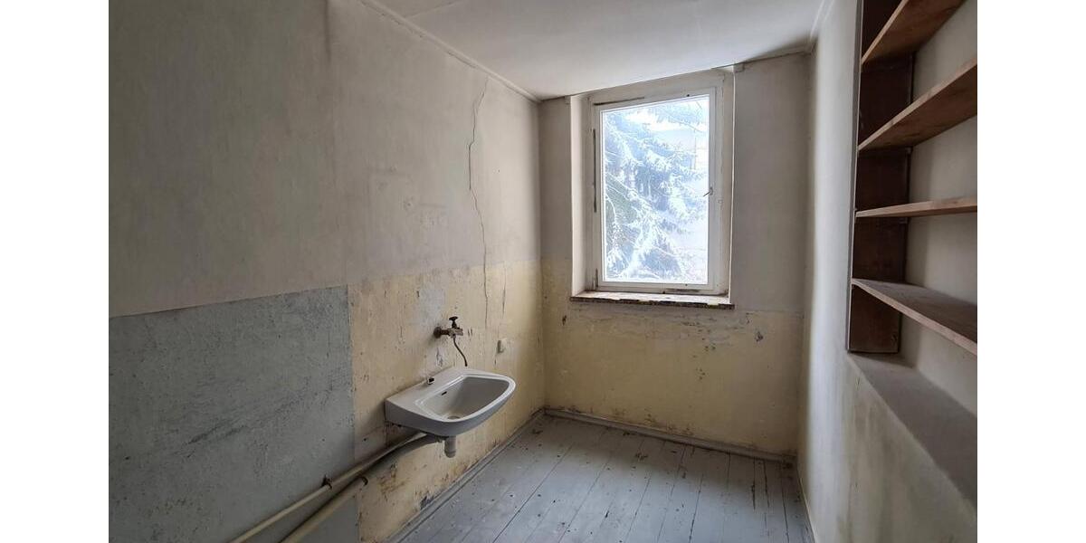 Mehrfamilienhaus, Wohnhaus - 140.000&euro; | Angebot:27096213