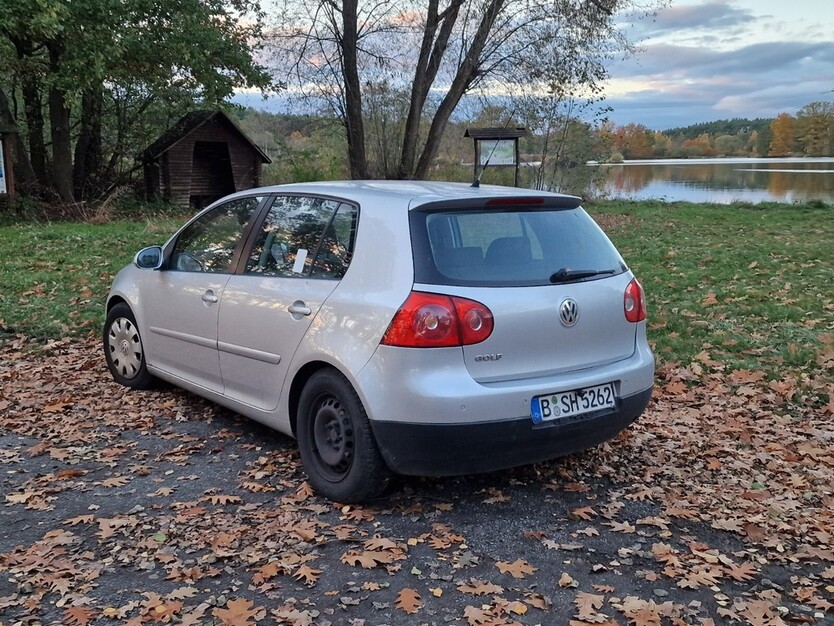 VW Golf V 122.000 km 5.000 € Berlin 10178