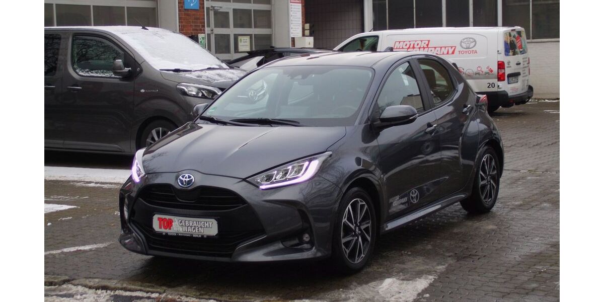 Toyota Yaris 40.986 km 20.950 &euro; Berlin 13403