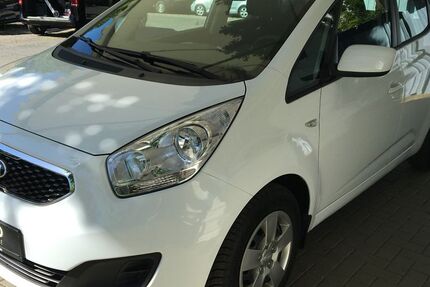 Kia Venga 59.101 km 10.980 € Berlin 10315