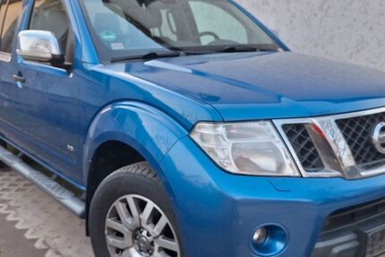 Nissan Navara 139.195 km 12.900 &euro; Potsdam 14476