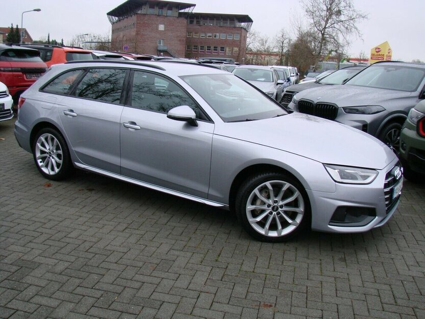 Audi A4 40TDI quattro advanced ACC Navi AHK 45.323 km 28.980 € Falkensee 14612