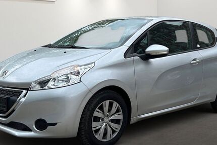 Peugeot 208 138.108 km 4.599 &euro; Berlin 12681