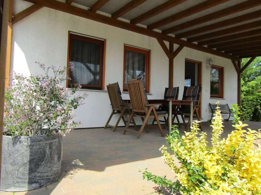 Haus zum Mieten in Groß Kreutz 1.800 € 121.77 m²