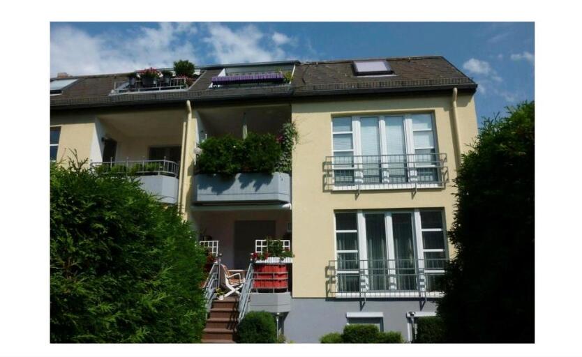 Charmante DreiZimmer - Dachgeschoßwohnung als Kapitalanlage