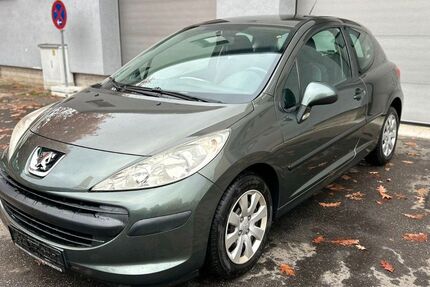 Peugeot 207 181.030 km 1.590 € Berlin 13435
