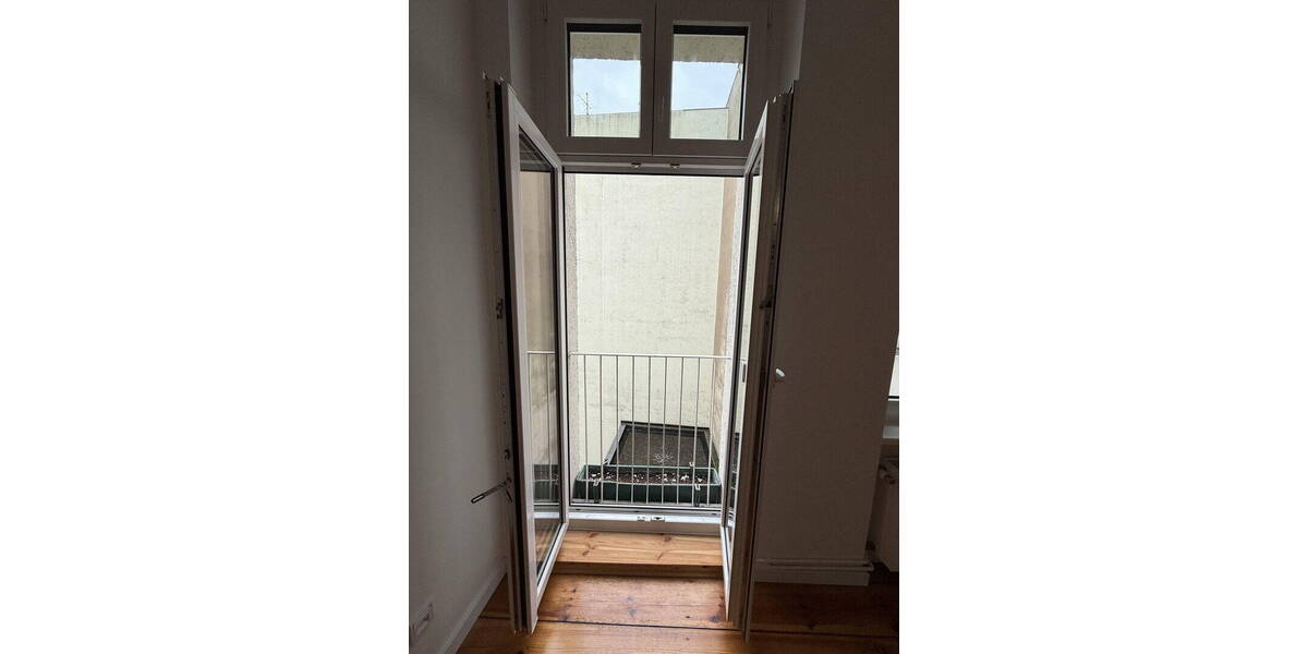 Etagenwohnung Berlin Charlottenburg - 2 Zimmer, 62 m&sup2;, 1.283&euro; | Angebot:26257567