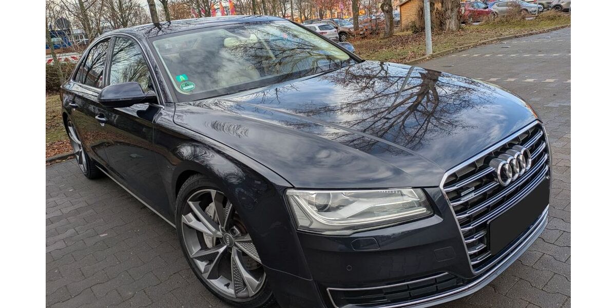 Audi A8 134.000 km 17.500 &euro; Berlin 12277