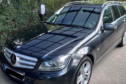 Mercedes-Benz C 250 217.218 km 9.290 &euro; Berlin 12683