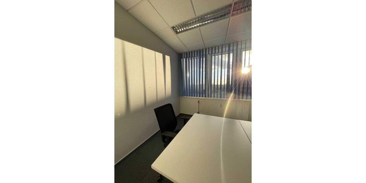 Modernes Büro mit Dachterrasse in Reinickendorf - All-in-Miete zimmer