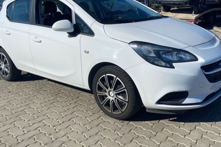 Opel Corsa 148.000 km 4.490 &euro; Berlin 12109