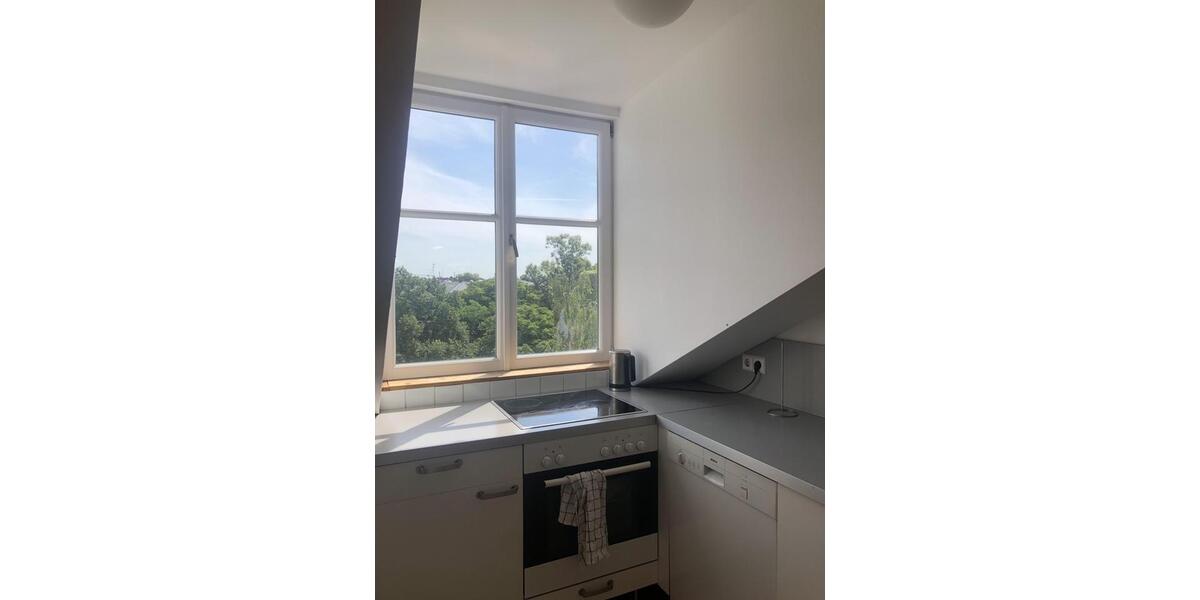 Dachgeschoßwohnung Berlin Neukölln - 2 Zimmer, 70 m&sup2;, 1.050&euro; | Angebot:26250553