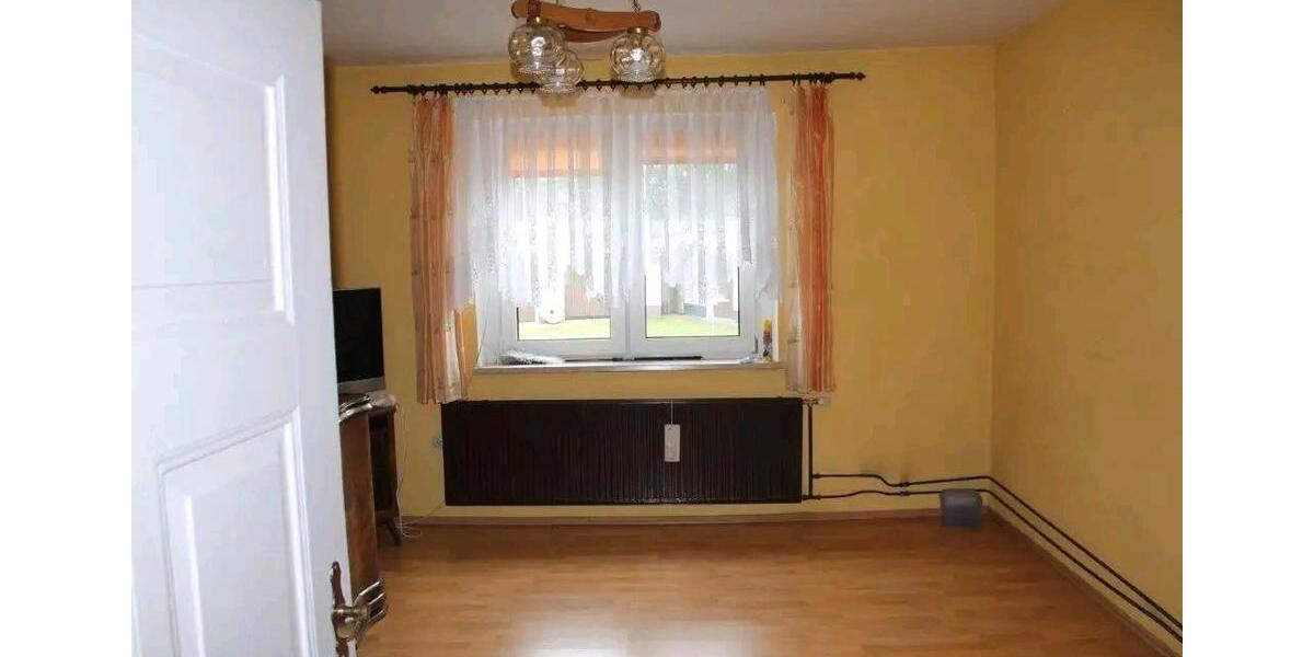 Doppelhaushälfte Nauen - 4 Zimmer, 130 m&sup2;, 185.000&euro; | Angebot:26729920
