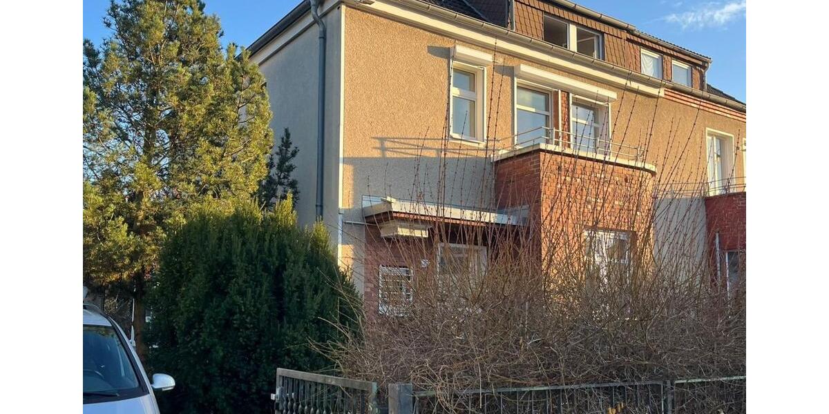 Doppelhaushälfte Berlin Tempelhof-Schöneberg - 7 Zimmer, 140 m&sup2;, 2.450&euro; | Angebot:25656455