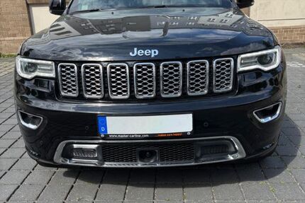 Jeep Grand Cherokee 187.622 km 17.888 &euro; Berlin 10245