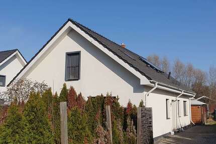 Haus Rangsdorf/OT Groß Machnow OT Groß Machnow - 4 Zimmer, 160 m&sup2;, 1.900&euro; | Angebot:25336465