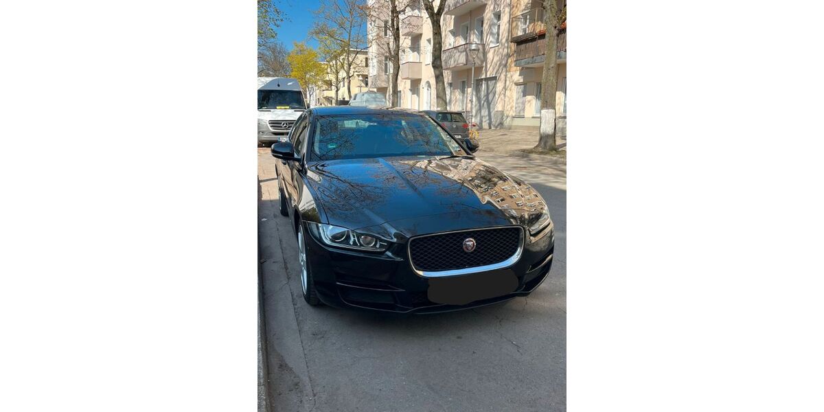 Jaguar XE 179.000 km 13.399 &euro; Berlin 13409