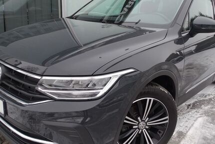 VW Tiguan 40.097 km 25.490 &euro; Nauen 14641