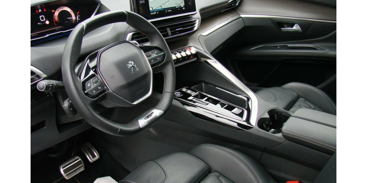 Peugeot 5008 1.2 PureTech 130, GT-Line Leder ACC Navi Pano 30.873 km 29.980 € Falkensee 14612